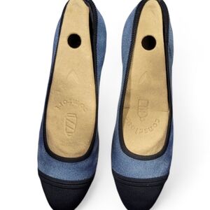 VIVAIA Round-Toe Chunky Heel (Julie Pro) in denim and navy blue.